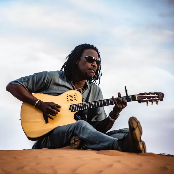 Habib Koité, Aly Keïta, Lamine Cissokho: Mandé Sila